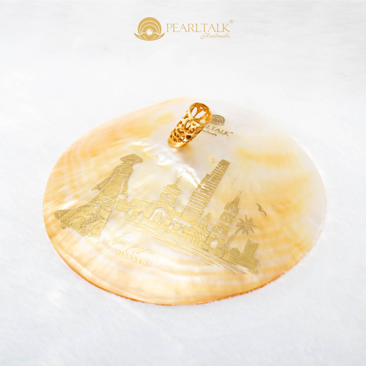 ĐẾ CẮM BÚT ĐỘC BẢN - ÁO DÀI, THÀNH PHỐ